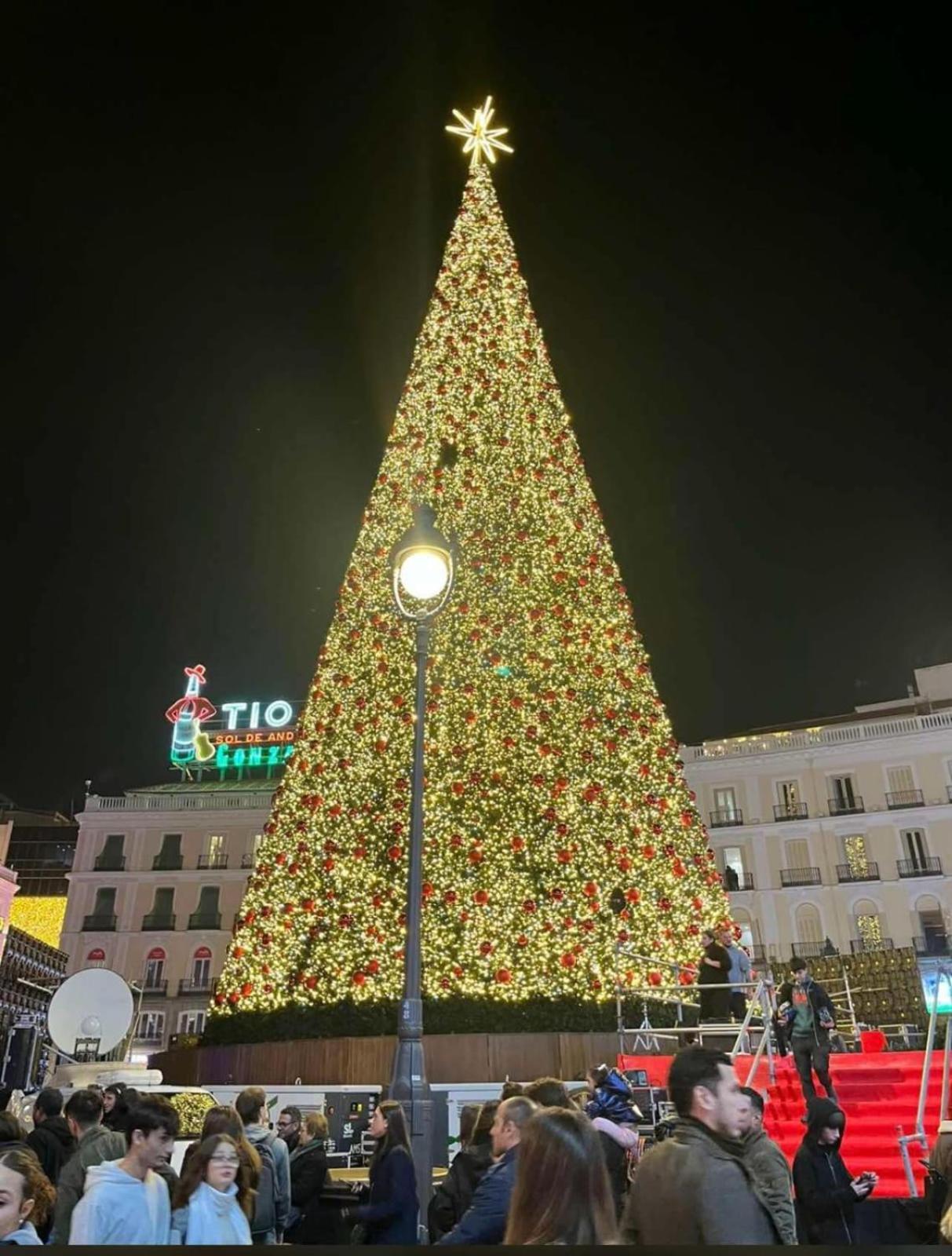 Hotel Ch Cruz Madrid Extérieur photo