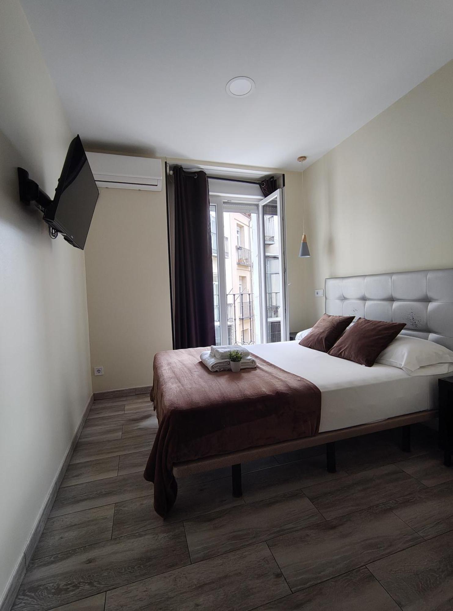 Hotel Ch Cruz Madrid Chambre photo